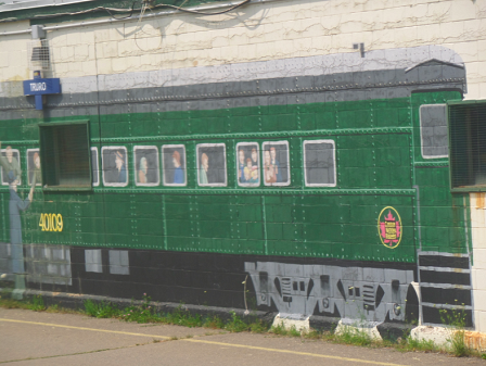 train mural